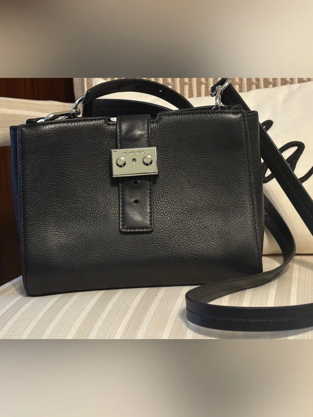 2 in 1 Michael Kors Black Leather Double-Pouch Crossbody Bag